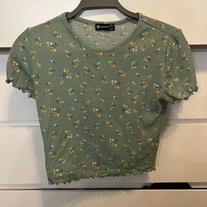 Green floral pattern crop top